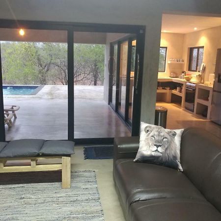 Lionsview Private Lodge - 6 Lions Марлот Парк Екстериор снимка