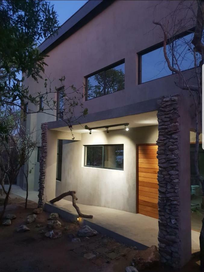 Lionsview Private Lodge - 6 Lions Марлот Парк Екстериор снимка
